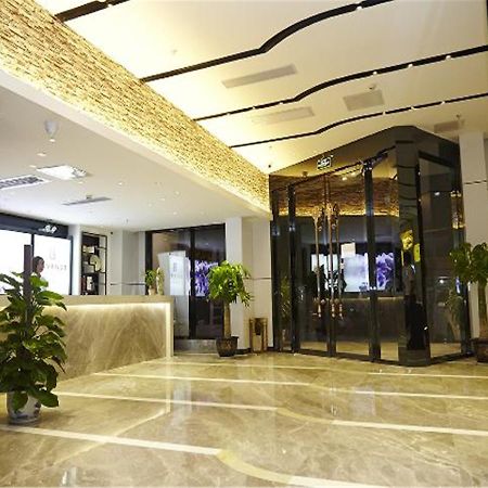 Lavande Hotel Tianhe Gangding Subway Station Branch 광저우 외부 사진
