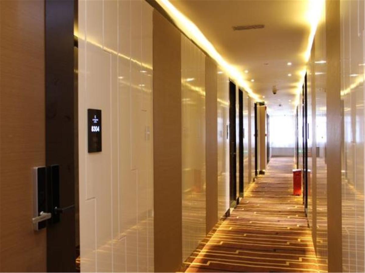 Lavande Hotel Tianhe Gangding Subway Station Branch 광저우 외부 사진